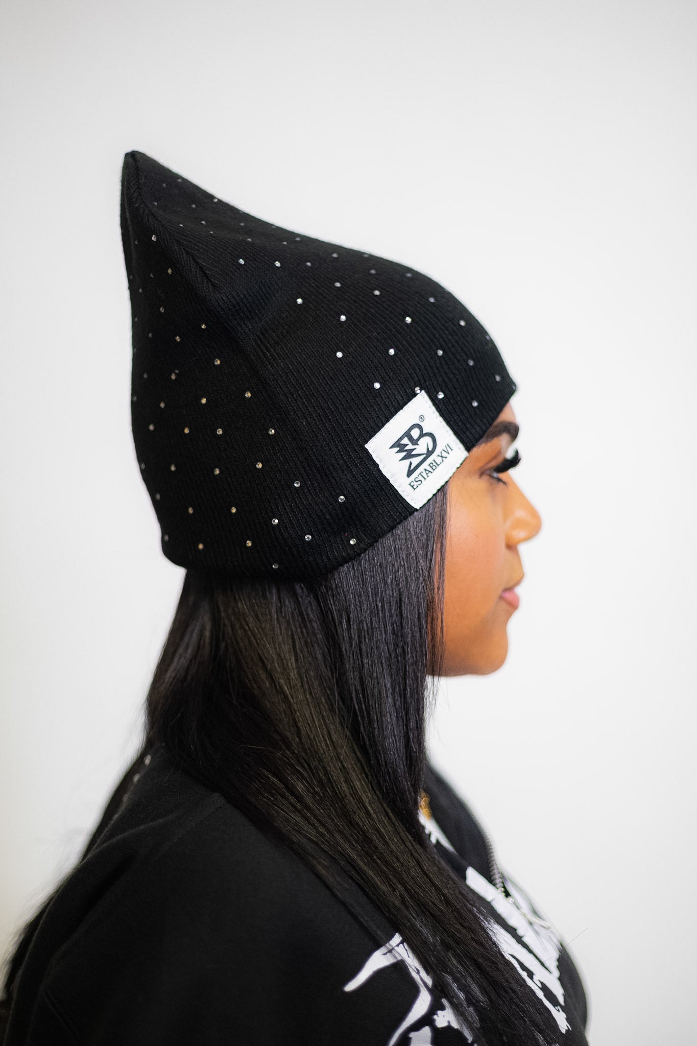 BLACK BEANIE